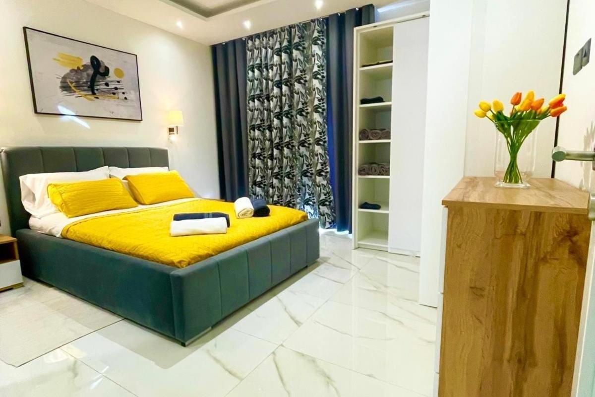 Gozo Coastal With Stunning Sea View, Free Private Parking, Ac & Wifi Appartement *
